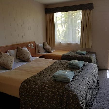 Peppercorn Motel Clermont Extérieur photo