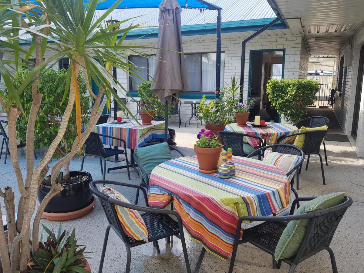 Peppercorn Motel Clermont Extérieur photo